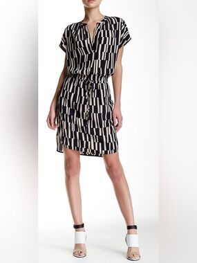SZ S Vince Coastal Neutral Cap Sleeve Geometric Block Print Dress  $395
